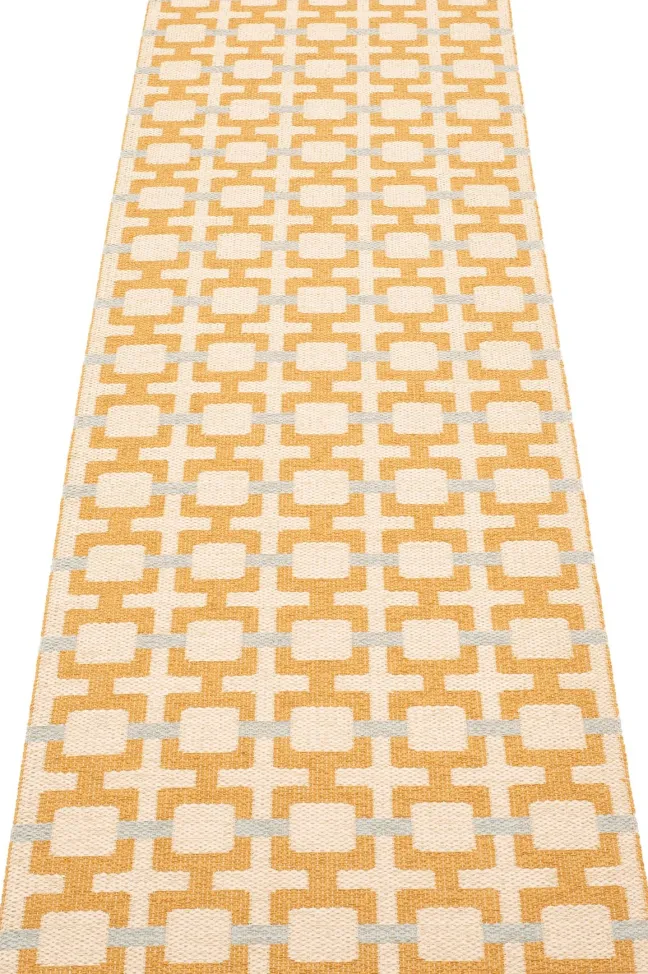 Pappelina Teppich TOM Ochre 70 x 120 cm TOM5B712