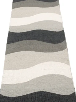 Pappelina Teppich Urvi Metal 70 x 200 cm UR9J720