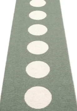 Pappelina Teppich Vera Army 70 x 225 cm VE1G722