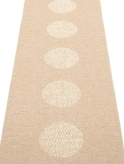 Pappelina Teppich VERA 2.0 Bio Edition Beige/Beige Metallic 70 x 120 cm V26E712