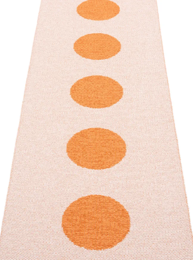 Pappelina Teppich VERA POP Pale Orange 70 x 200 cm VP4A720
