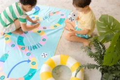 Quut Spieltuch L (180 x 100cm) Snakes & Ladders