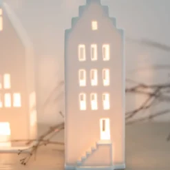räder Lichthaus Giebeldach Porzellan weiß