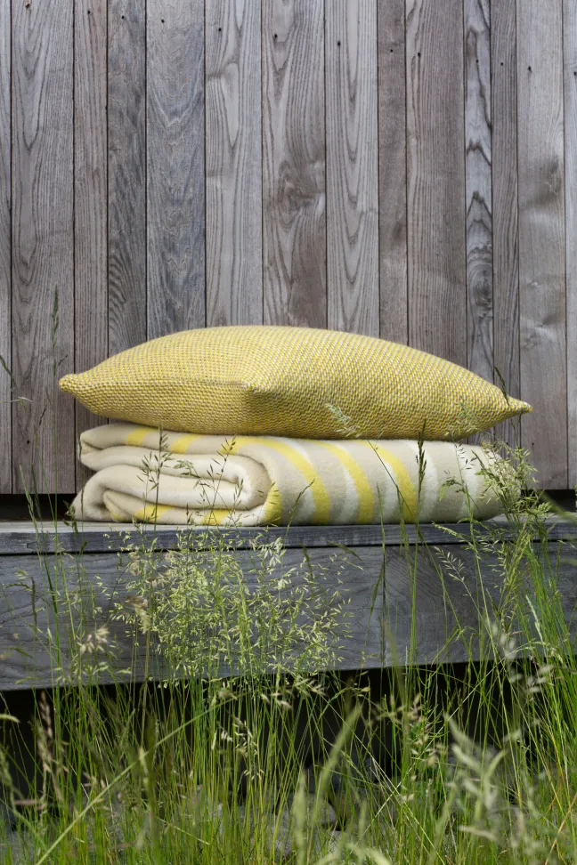 Roros Tweed BISLETT Lammwolldecke 130x200cm Lemon tart 5153