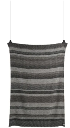 Roros Tweed FRI Lammwolldecke 150 x 200cm Gray Day 3456