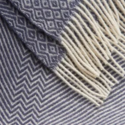 Roros Tweed KATTEFOT Wolldecke 140x220cm Mitternachtsblau 554006