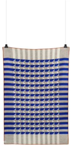 Roros Tweed KVAM Lammwolldecke 135 x 200cm blau 5214
