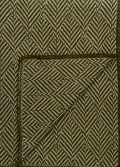 Roros Tweed Lammwolldecke 135x200cm Under a Tree grün 7053