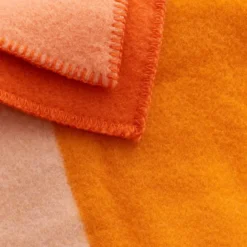 Roros Tweed SYNDIN Lammwolldecke 135 x 200cm orange 1955