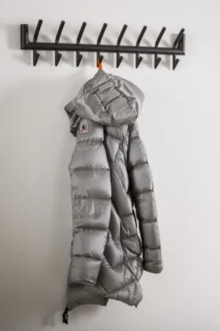 Rubjerg Design Garderobe 8 Doppelhaken Metall dunkelgrau