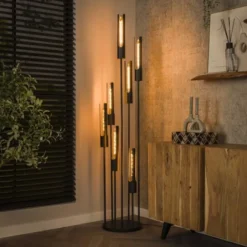 Rubjerg Design Stehlampe Tube 7 Leuchten gestuft Metall Artic schwarz