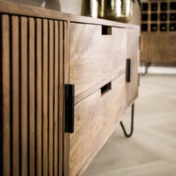 Rubjerg Design TV-Board Tweak Mangoholz massiv sandfarben