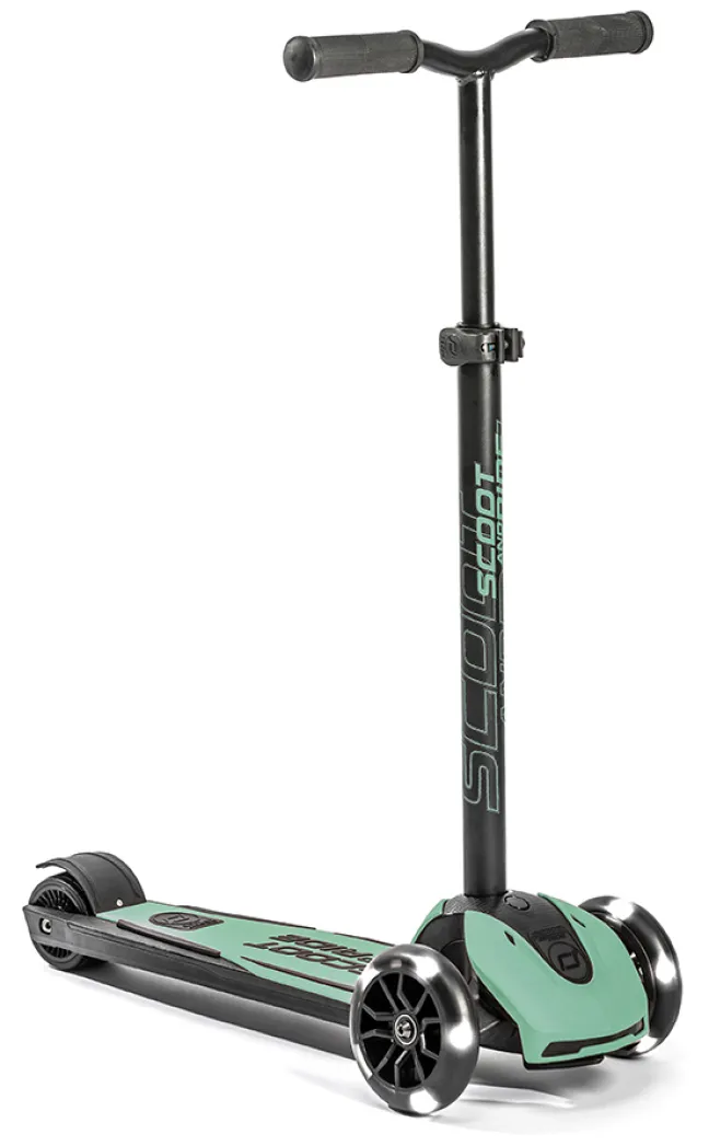 Scoot & Ride Highwaykick 5 LED forest
