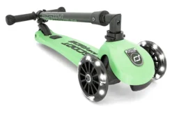 Scoot & Ride Highwaykick 3 LED kiwi