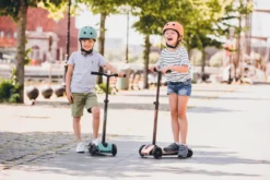 Scoot & Ride Highwaykick 5 LED peach