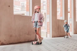 Scoot & Ride Highwaykick 5 LED peach