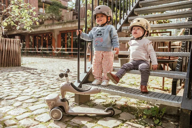 Scoot & Ride Highwaykick 1 Lifestyle brown lines