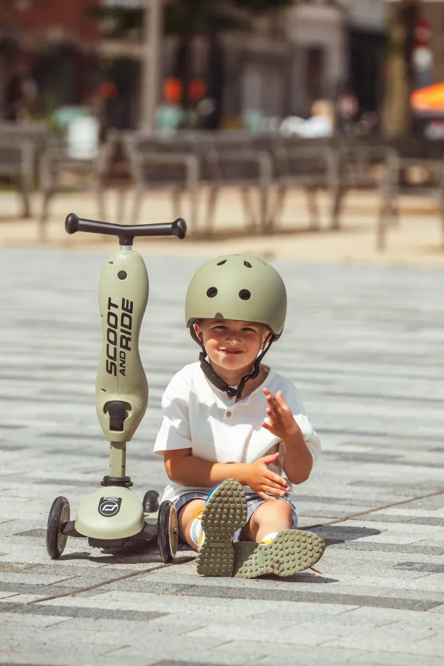 Scoot & Ride Highwaykick 1 olive