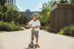Scoot & Ride Highwaykick 1 olive