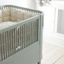 Sebra Baby- & Juniorbett mist green FSC™