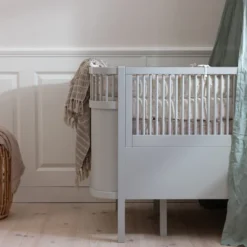 Sebra Baby- & Juniorbett Stone FSC™
