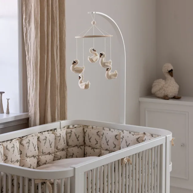 Sebra Babymobile Schwäne
