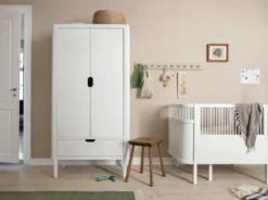 Sebra Kleiderschrank mit 2-Türen FSC classic weiß