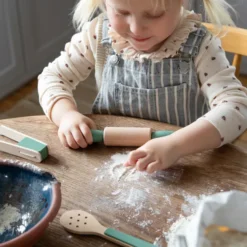 Sebra Spielküche Küchenutensilien-Set aus Holz
