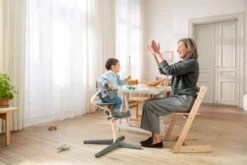 STOKKE® Nomi® Hochstuhl Buche grau 626503