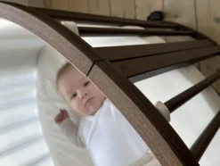 STOKKE® Sleepi™ Mini Bett V3 ohne Matratze Warm Brown 591304