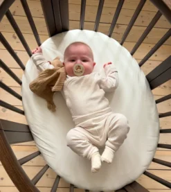 STOKKE® Sleepi™ Mini Bett V3 ohne Matratze Warm Brown 591304