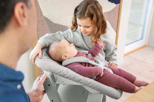 STOKKE® Tripp Trapp® Aktions-Set Glacier Green inkl. Newbornset