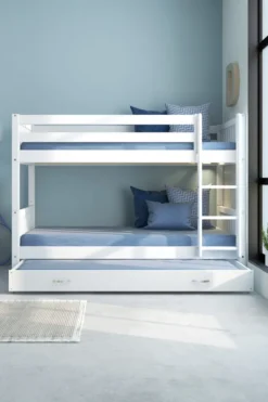 THUKA Nordic Etagenbett Crossbar mit gerader Leiter und Gästebett weiß