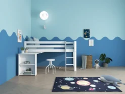 THUKA Nordic halbhohes Bett Romantic mit gerader Leiter und ausziehbarem Schreibtisch weiß