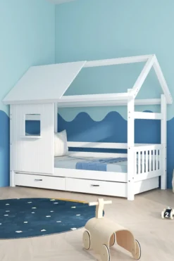 THUKA Nordic Hausbett Crossbar mit halb geschlossener Front, Dachpanele und 2 Schubladen weiß