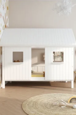 THUKA Nordic Hausbett Romantic mit geschlossener Front und Dachpanele weiß