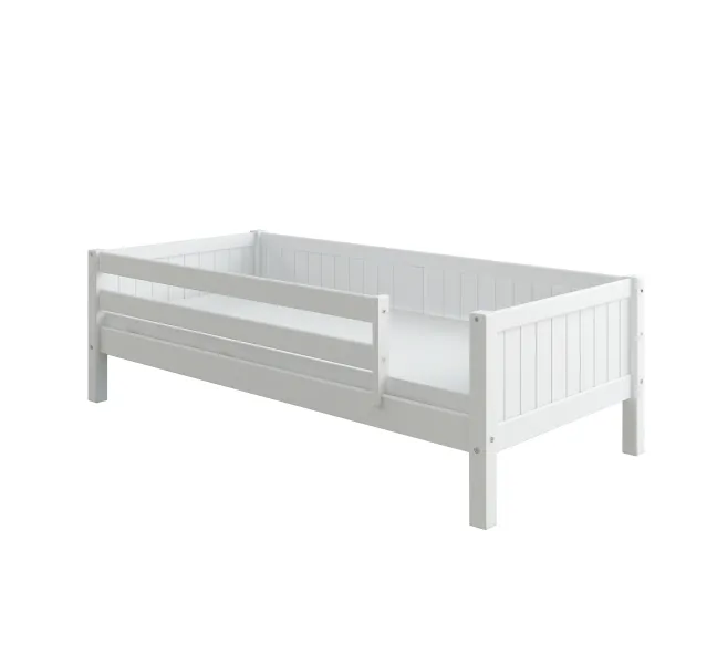 THUKA Nordic Tagesbett Romantic mit 3/4 Front und hinterer Absturzsicherung weiß