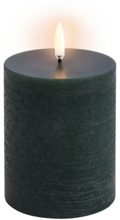UYUNI LED Kerze Rustic 7,8x10 cm Pine Green