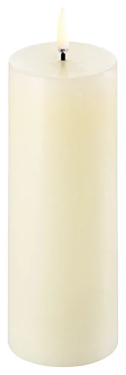 UYUNI LED Kerze Smooth 5,8x15 cm Ivory