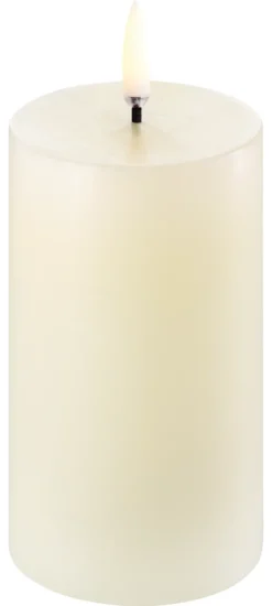 UYUNI LED Kerze Smooth 5,8x10 cm Ivory