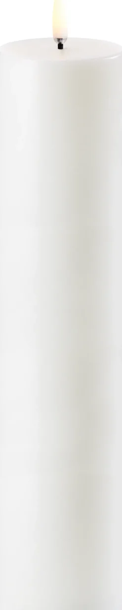 UYUNI LED Kerze Smooth 4,8x22 cm Nordic White