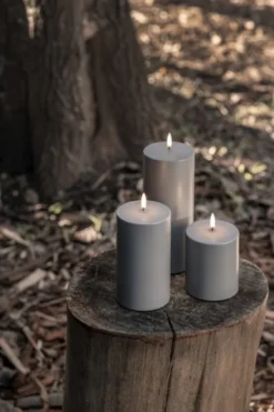 UYUNI LED Outdoor-Kerze 8,4x15 cm Sandstone