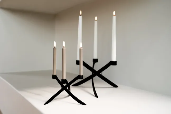 UYUNI Lightarch Kerzenständer für 3 Stabkerzen Matte Black