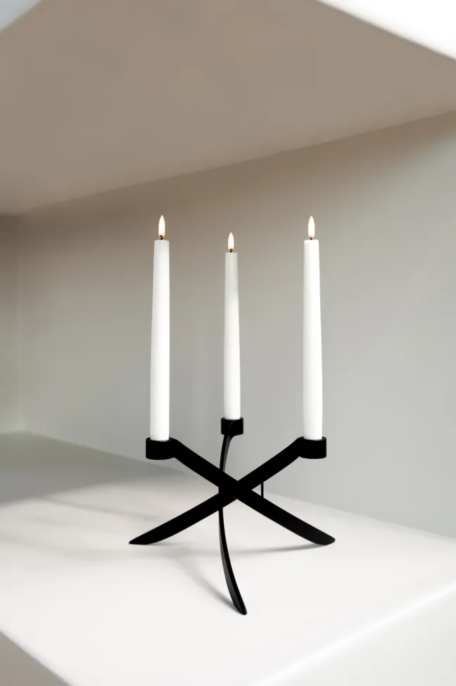 UYUNI Lightarch Kerzenständer für 3 Stabkerzen Matte Black
