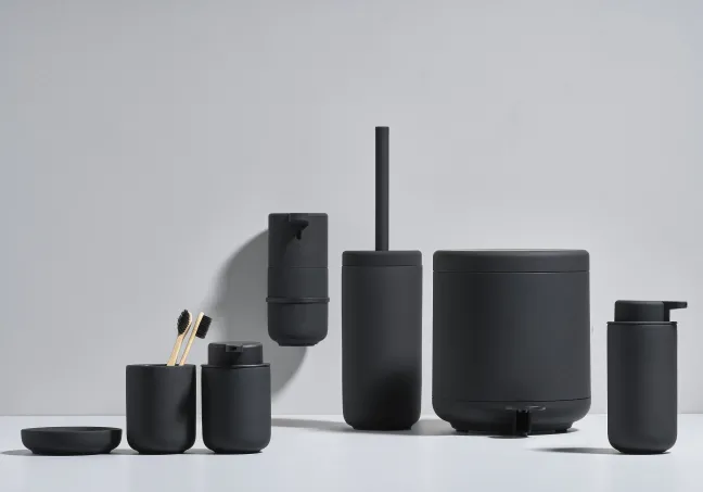 ZONE Denmark Seifenspender Ume klein schwarz