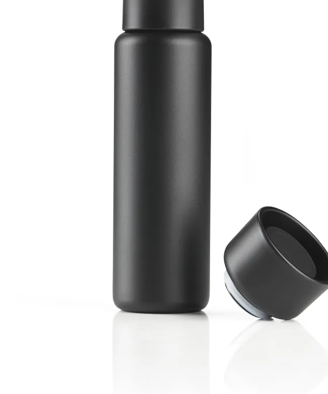 ZONE Denmark Thermobecher Singles 650 ml schwarz