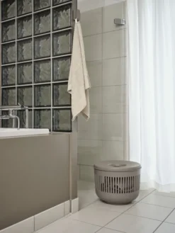 ZONE Denmark Wandhaken Ume taupe