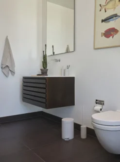 ZONE Denmark Zahnbürstenbecher Solo Soft Grey