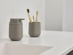 ZONE Denmark Zahnbürstenbecher Time Concrete