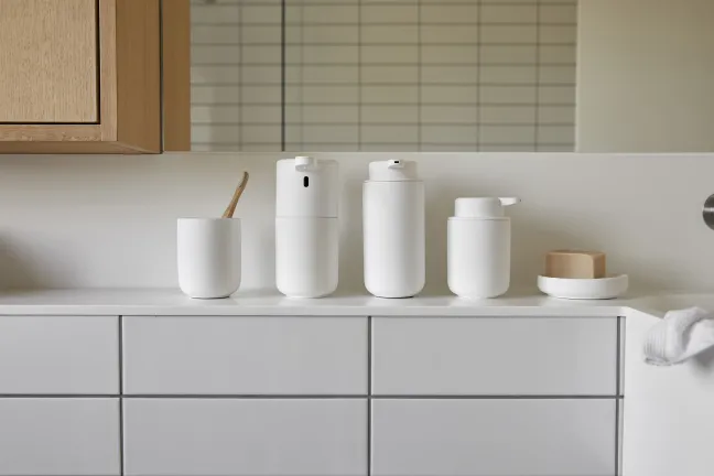 ZONE Denmark Zahnbürstenbecher Ume weiß